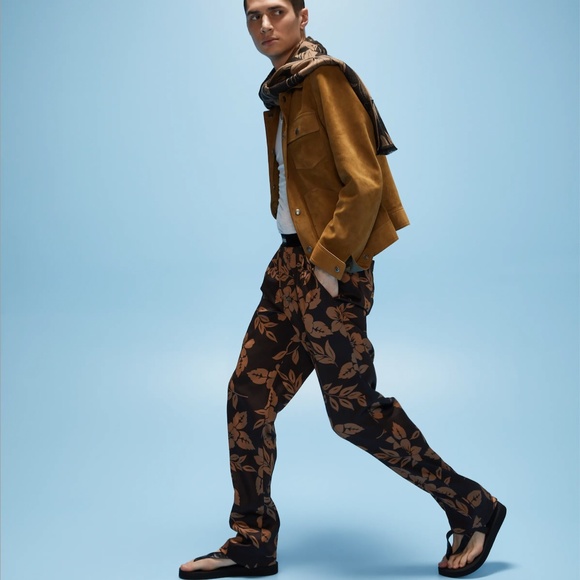 TOM FORD Floral Print Stretch Silk Pajama Pants - Picture 2 of 9